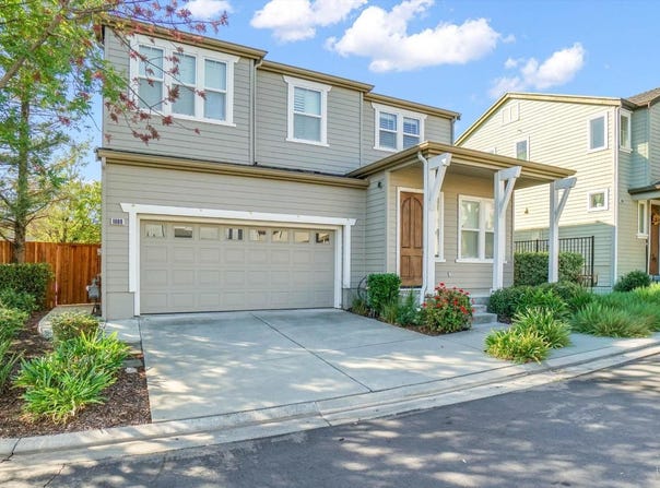 1000 Amber Ridge Lane, Vacaville, CA 95687