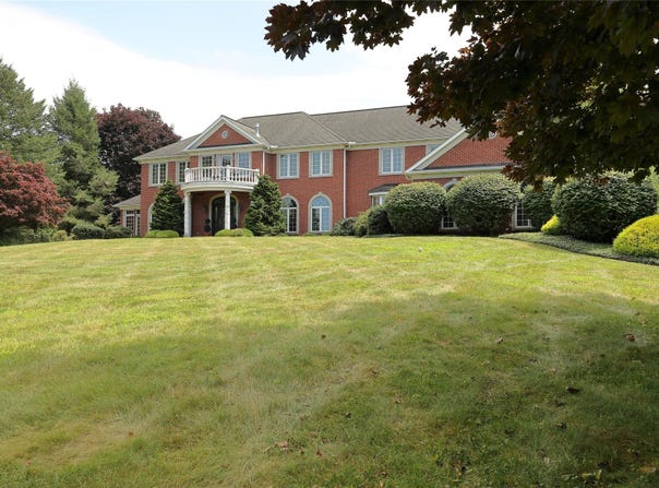 4969 WOLF Road, Erie, PA 16505