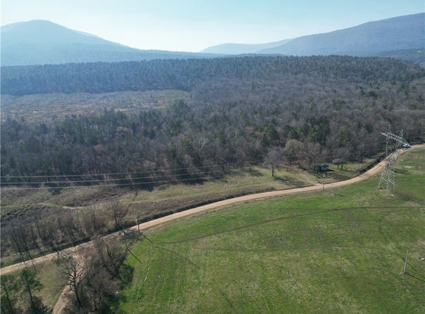 Pea Ridge Road, Havana, AR 72842