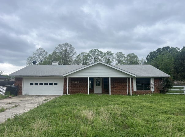 1309 Sherry Lane, Early, TX 76802