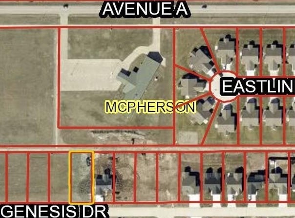 1217 Genesis Dr, McPherson, KS 67460