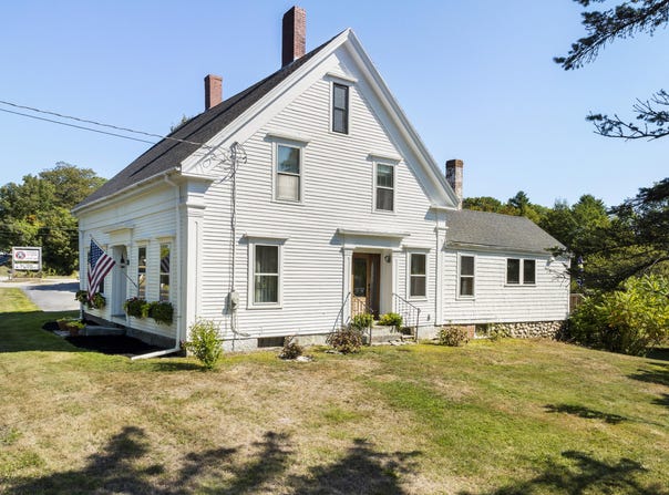664 Boothbay Road, Edgecomb, ME 04556