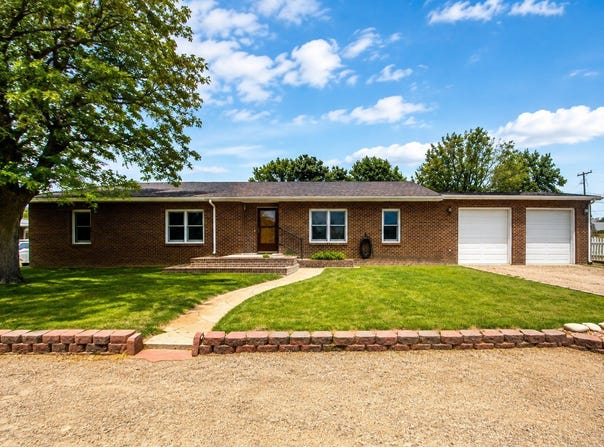 520 S. Valley, St Francis, KS 67756