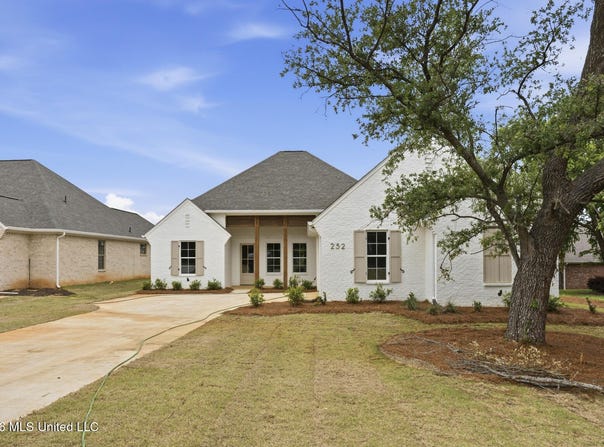 252 Caroline Boulevard, Madison, MS 39110