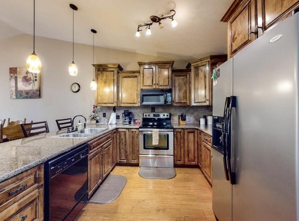 150 The Bluffs, Branson, MO 65616