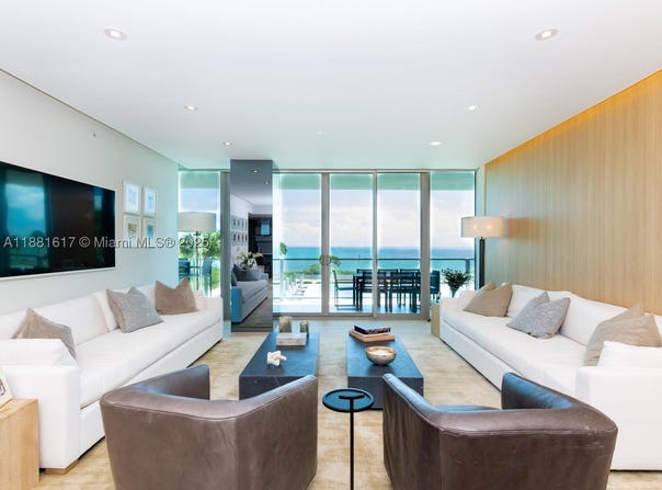 360 Ocean Dr, Key Biscayne, FL 33149