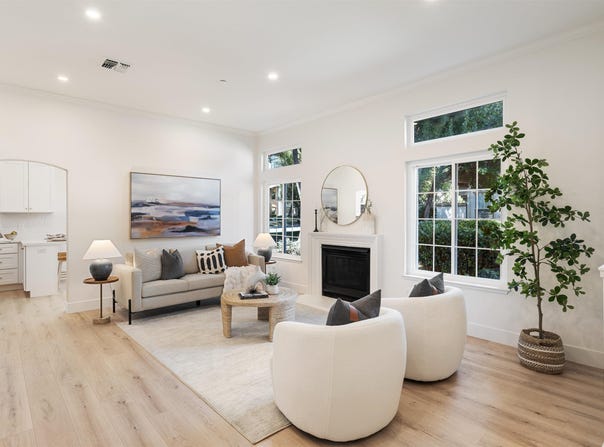5740 Belleza Dr, Pleasanton, CA 94588