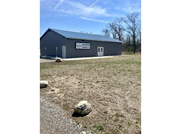 8330 S M-37, Baldwin, MI 49304