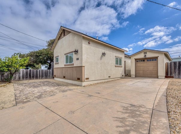 1816 Baker ST, SEASIDE, CA 93955