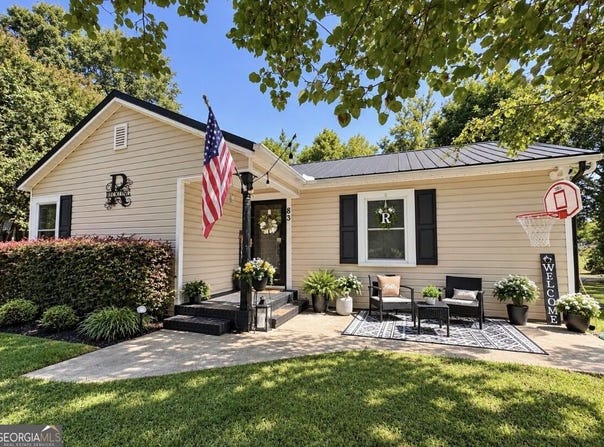 83 Third Street, Hartwell, GA 30643