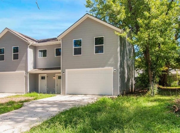 1103 S Kings Highway, Independence, MO 64050