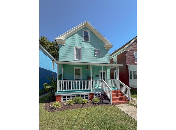 521 MADISON AVE, CAPE CHARLES, VA 23310