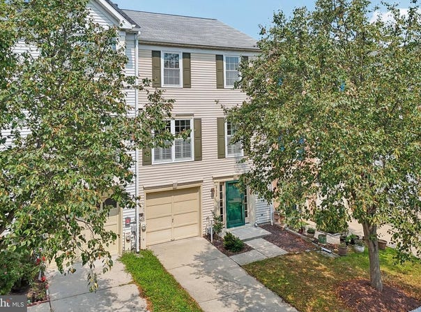 8624 SAVANNAH RIVER RD, LAUREL, MD 20724