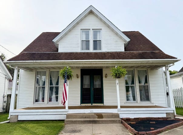 415 W 6th St, BEARDSTOWN, IL 62618