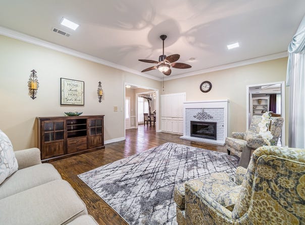 3305 Eisenhower Lane, Plano, TX 75023