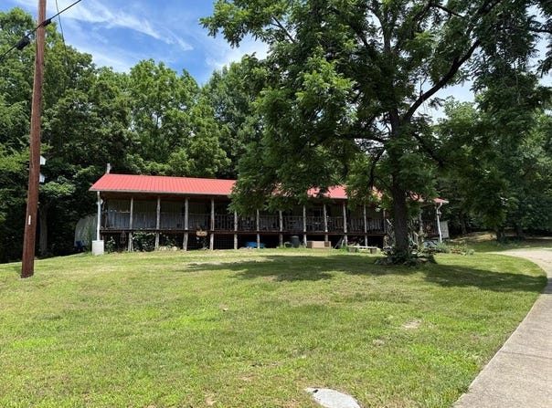 133 Cook Ln, Gainesboro, TN 38562