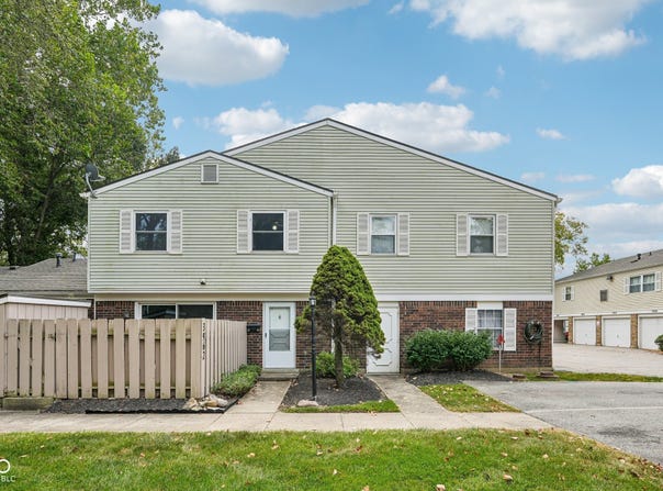 3962 Braddock Road, Indianapolis, IN 46268