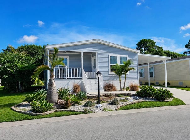 588 Johnathans Cay, Vero Beach, FL 32966