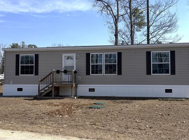 57 Riverview Drive, Rochester, NH 03867