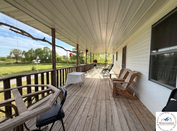10496 Soles Road, Windsor, MO 65360