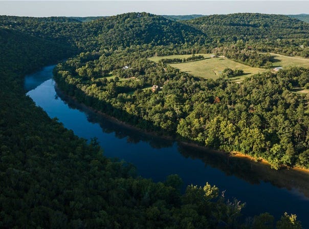 County Rd 2121, Eureka Springs, AR 72631