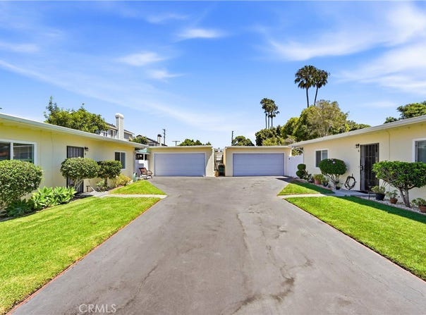220 Knox Place, Costa Mesa, CA 92627