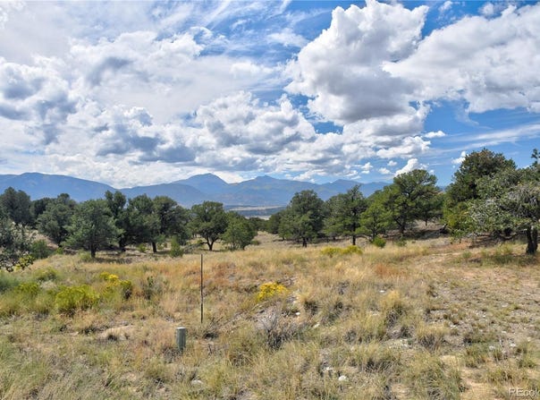 E Cherokee, Salida, CO 81201