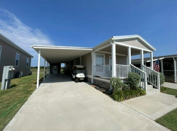 15 Secluded Ranch Bend, Willis, TX 77318