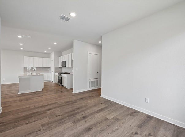13512 Derby Ride Dr, Buda, TX 78610
