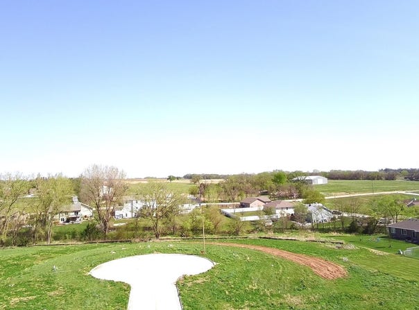400 Evergreen Circle, Bennet, NE 68317