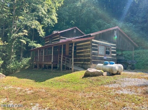 115&117 Sycamore Circle, Sneedville, TN 37869