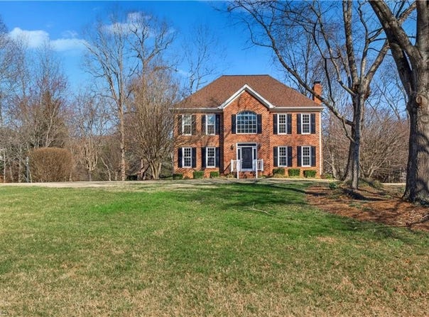 5229 Bridge Pointe Drive, Clemmons, NC 27012