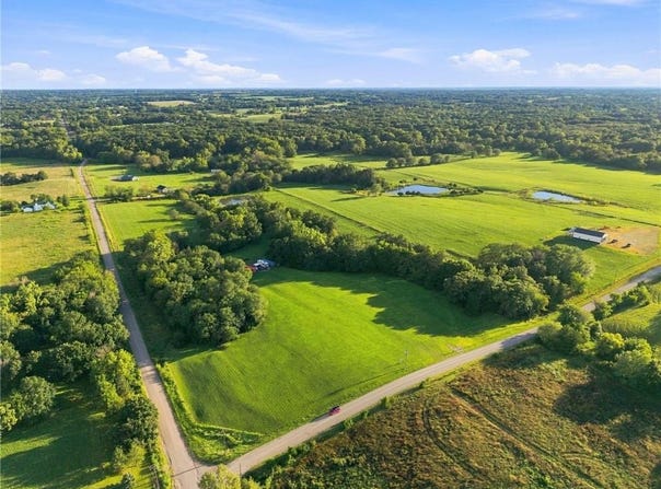 SE Tri County Line Road, Lawson, MO 64062