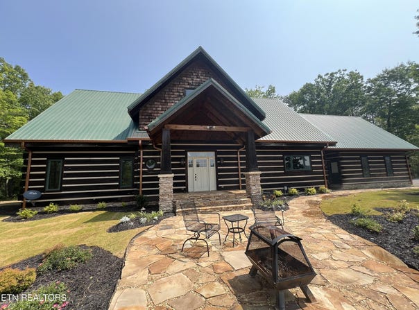 625 Cane Creek Mountain Rd, Tellico Plains, TN 37385