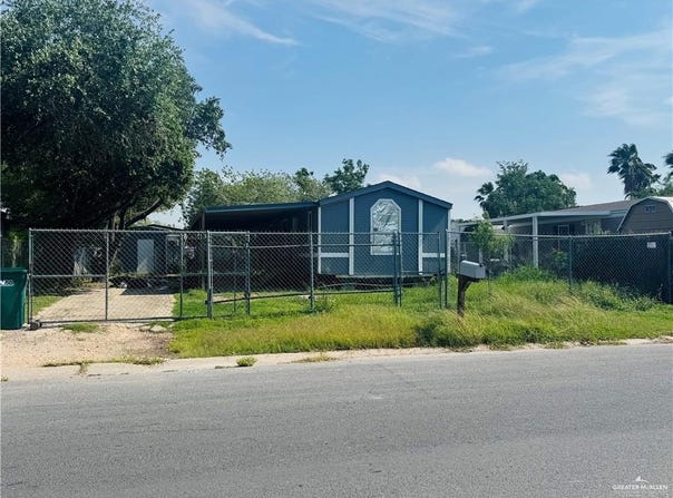 916 W Violet Drive, Pharr, TX 78577