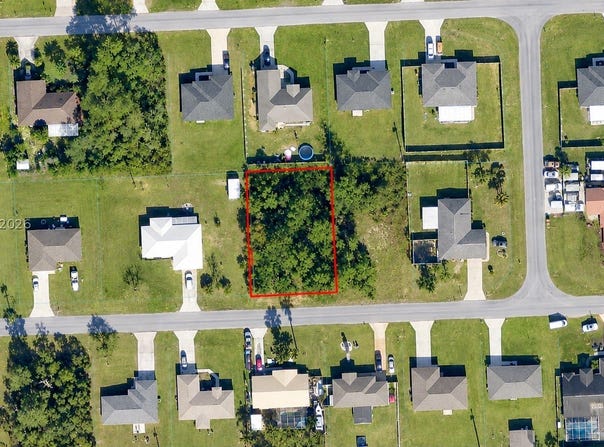 156th SW Loop, Ocala, FL 34483