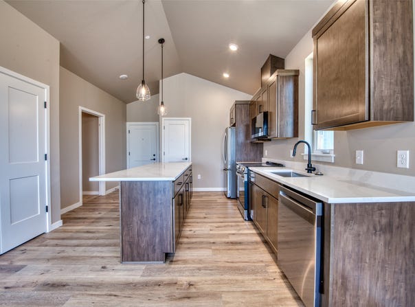 159 Canyon Falls Way, Hamilton, MT 59840