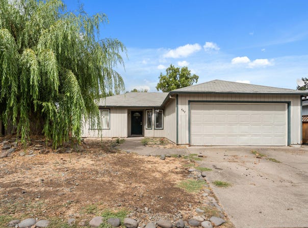 447 Mace Road, Medford, OR 97501