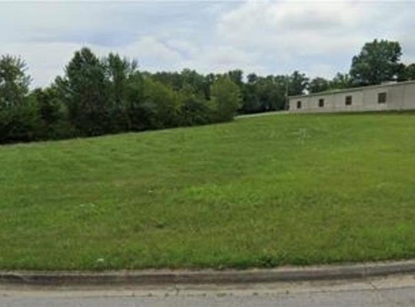 1655 Meadowlark Lane, Excelsior Springs, MO 64024