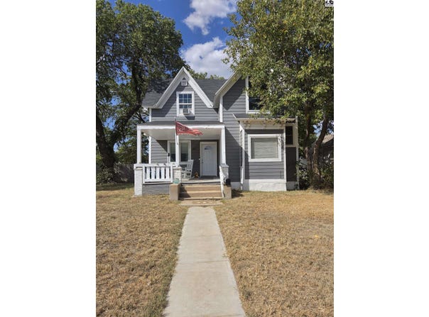 400 E 5th Ave, Hutchinson, KS 67501