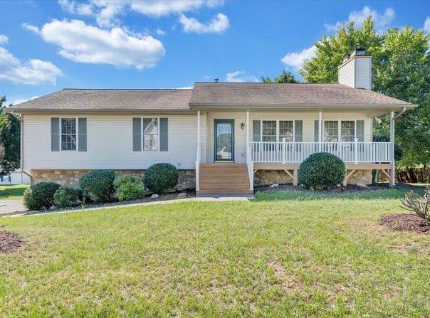 2344 Kellington Ct, Roanoke, VA 24012