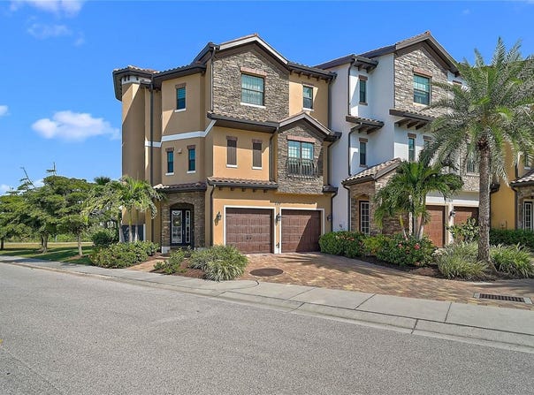 205 E VENICE Avenue, VENICE, FL 34285