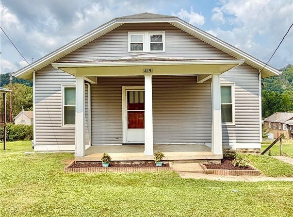 419 FA Cassin Road, Newell, PA 15466