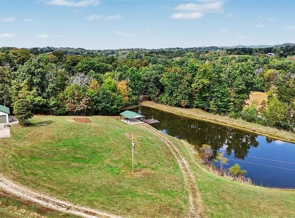 24128 Smith Creek Road, Warrenton, MO 63383