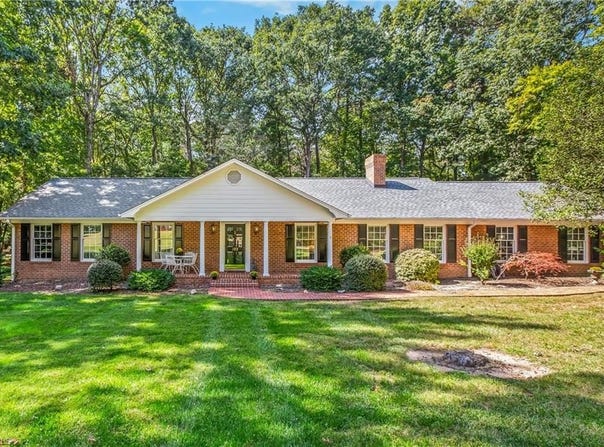 182 Ridgewood Drive, Mount Airy, NC 27030