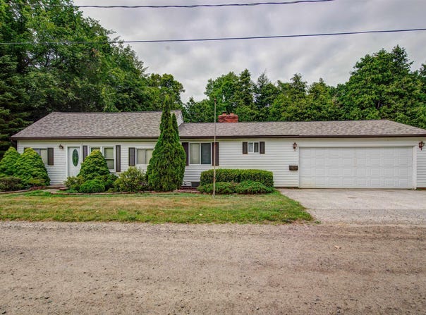 7257 Forest Drive, Lexington, MI 48450