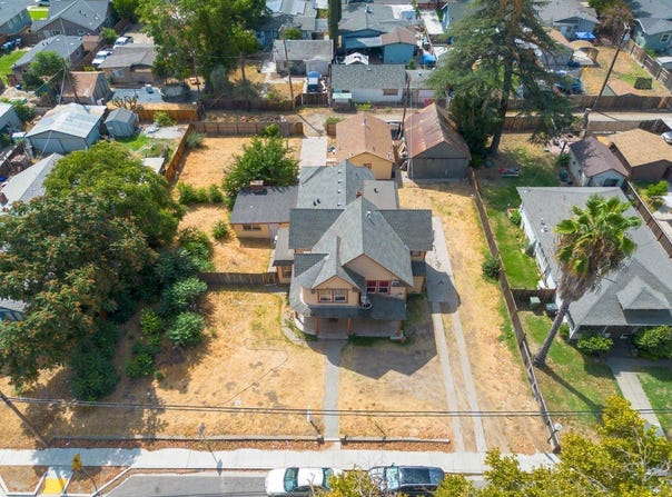 312 West Main Street, Turlock, CA 95380