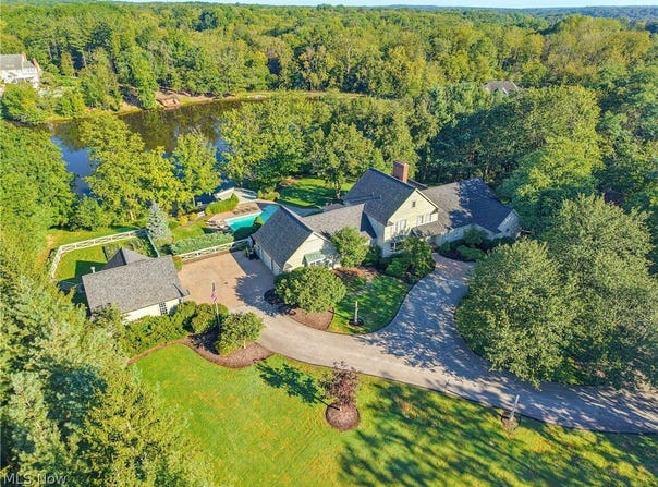5600 Liberty Road, Chagrin Falls, OH 44022