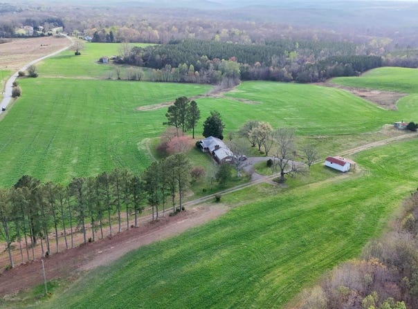 677 Tabor Road, Gladys, VA 24554