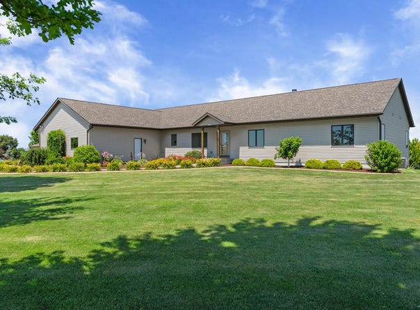 S1131 Ninety Meter Dr, Westby, WI 54667